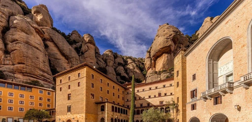 horarios de misa de Abadia de Montserrat en Monistrol de Montserrat