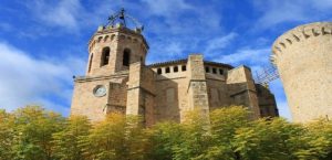 Tremp 2 horarios de misa de Basílica Mare de Déu de Valldeflors en Tremp