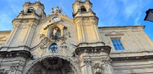 horarios de misa de Basílica de Nuestra Señora del Coro en San Sebastián