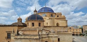 horarios de misa de Basílica de Santa María en Elche