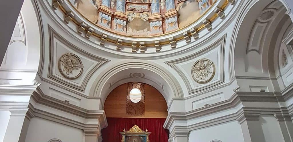 Capilla de Las Santas Formas 1 horarios de misa de Capilla de Las Santas Formas en Alcalá de Henares