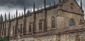 horarios de misa de Cartuja Santa María de Miraflores en Burgos