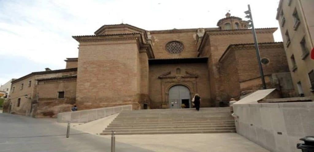 horarios de misa de Catedral de Nuestra Señora de la Asunción de Barbastro en Barbastro