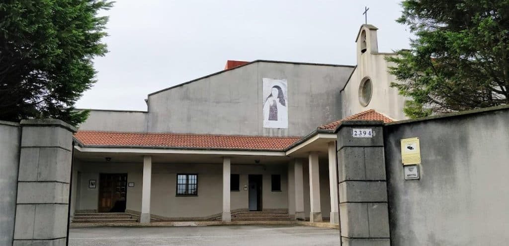 horarios de misa de Convento Carmelitas Descalzas en Gijón