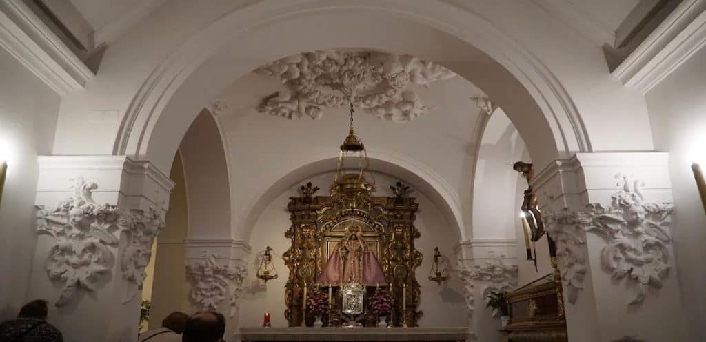 Convento Hermanas de la Compañía de la Cruz 1 horarios de misa de Convento Hermanas de la Compañía de la Cruz en Sevilla