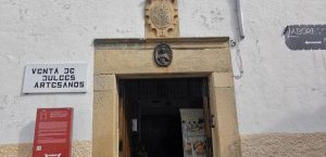 Trujillo 3 horarios de misa de Convento de Franciscanas de San Pedro en Trujillo