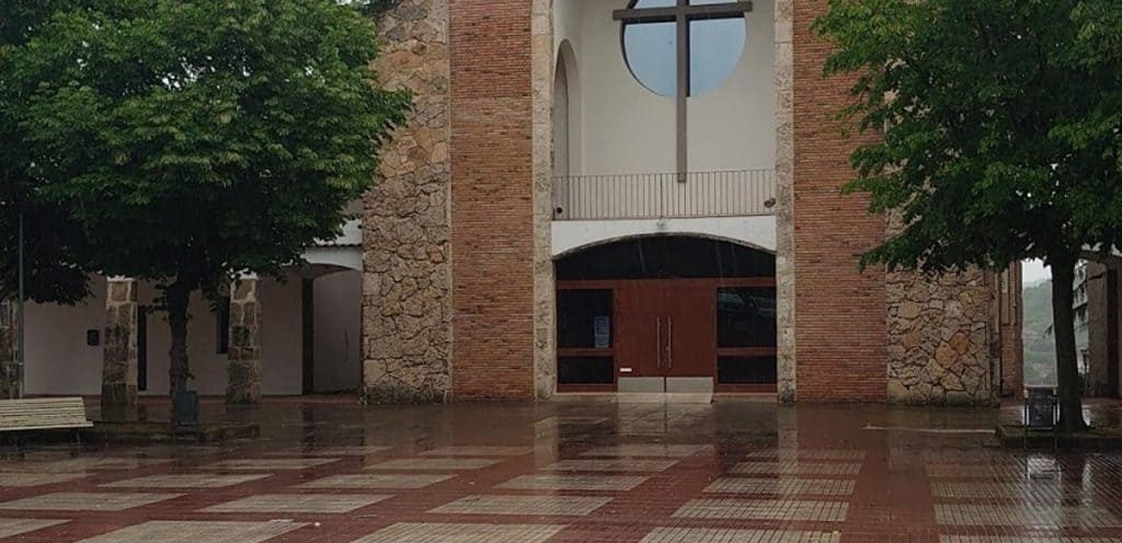 horarios de misa de Església de Sant Pere Mártir en Olot
