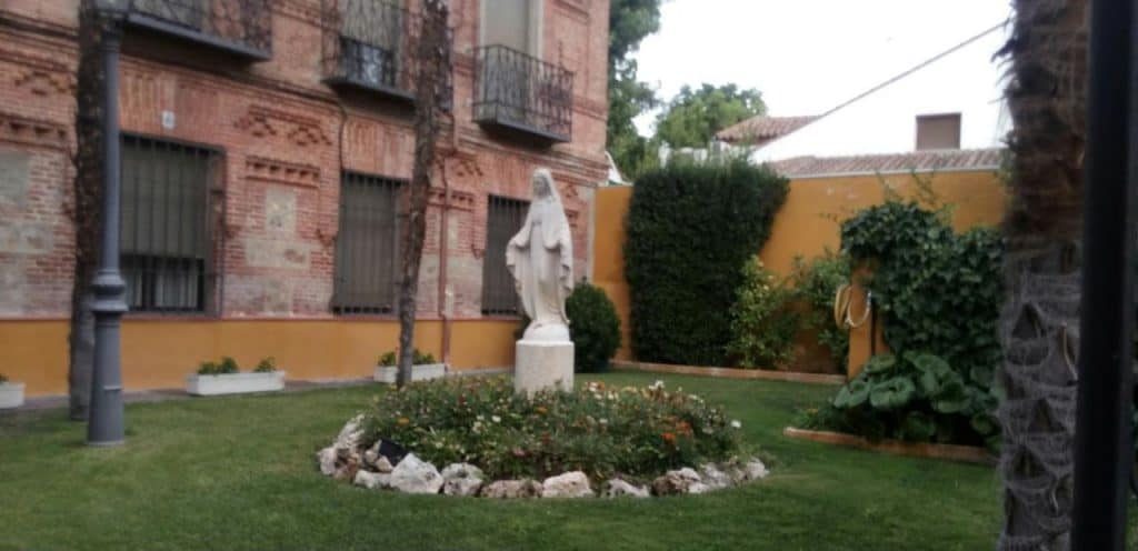 horarios de misa de Hermanas de la Caridad de San Vicente de Paúl en Villaviciosa de Odón