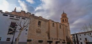 horarios de misa de Iglesia Mayor O Concatedral de Baza. Colegiata de Nuestra Señora Santa María de la Encarnación en Baza