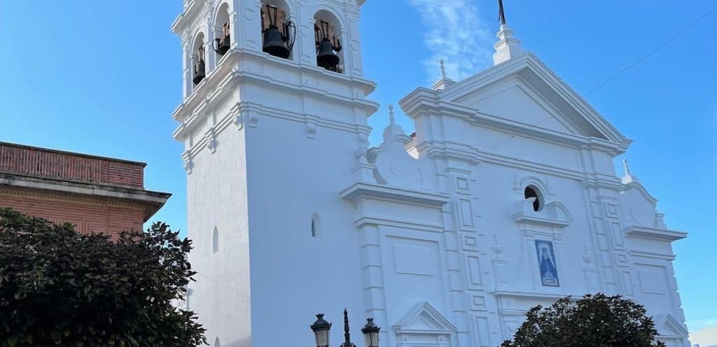 horarios de misa de Iglesia Nuestra Señora de Los Dolores en Isla Cristina