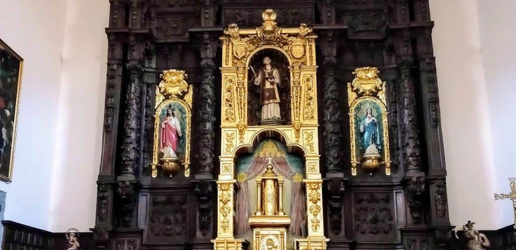 horarios de misa de Iglesia Nueva de San Vicente en Potes