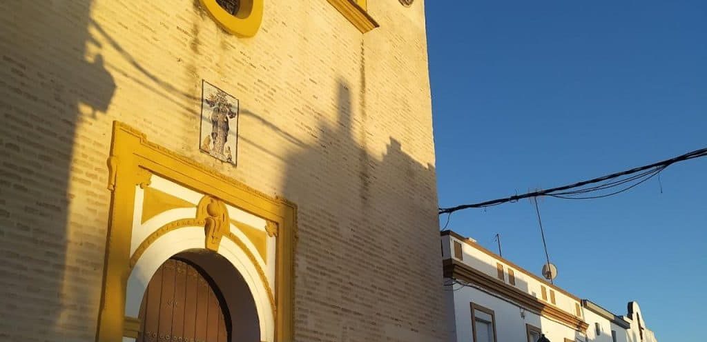 horarios de misa de Iglesia Parroquial de Nuestra Señora de la Granada en La Puebla del Río