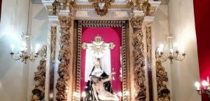 Montán 2 horarios de misa de Iglesia Parroquial de San Bernardo Abad en Montán