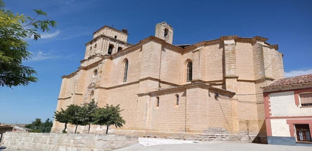 horarios de misa de Iglesia Parroquial de San Martín de Tours en Mota del Marqués