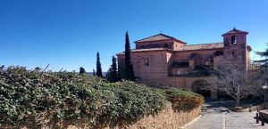 horarios de misa de Iglesia Parroquial de San Miguel Arcángel en Alquézar