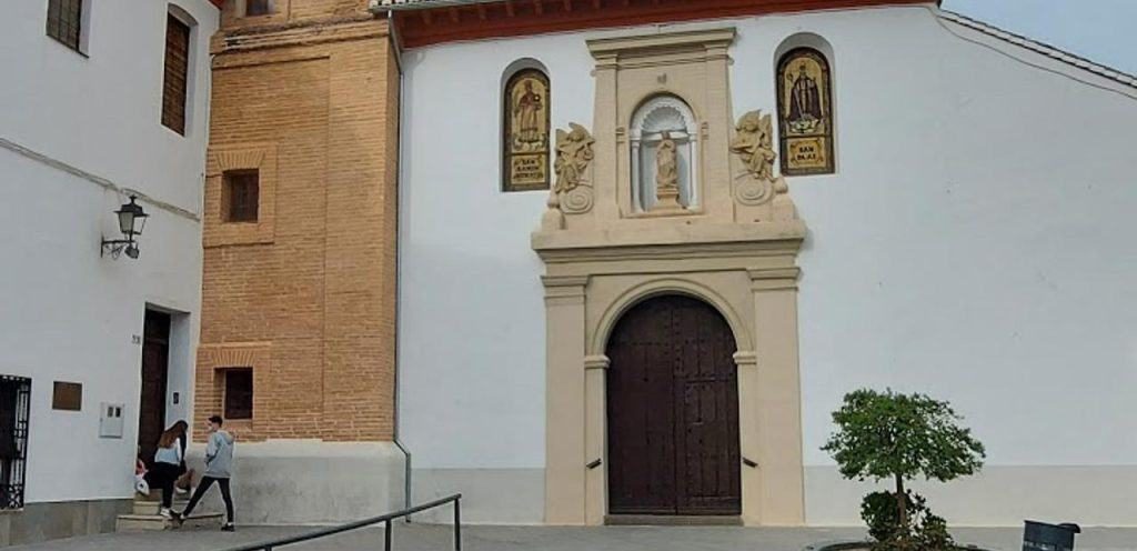 horarios de misa de Iglesia Parroquial de la Inmaculada en Dúrcal