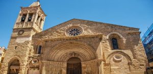 Agramunt 2 horarios de misa de Iglesia Románica de Santa María en Agramunt