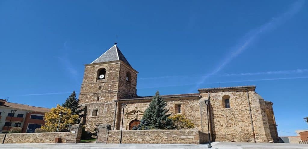 horarios de misa de Iglesia de El Salvador en La Bañeza