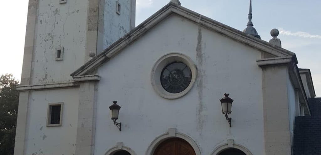 horarios de misa de Iglesia de Las Esclavas en Alcobendas