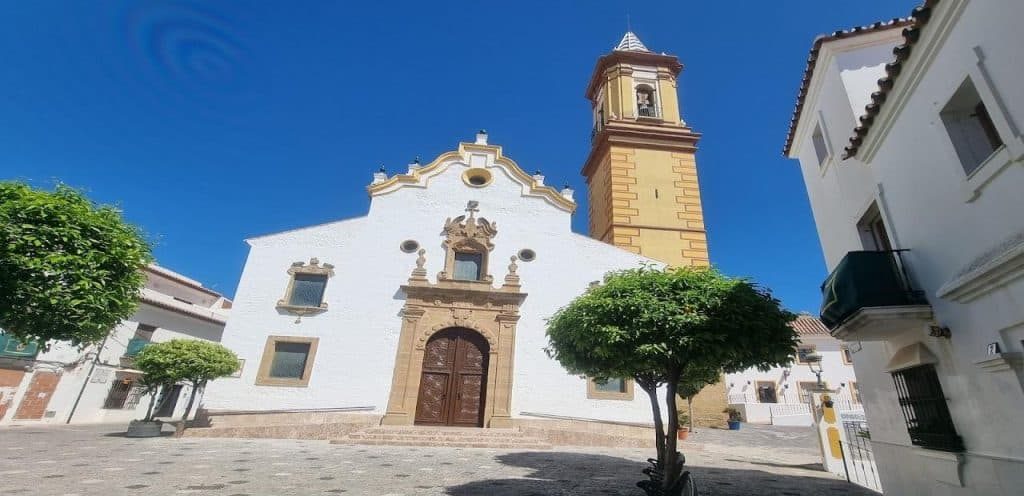 horarios de misa de Iglesia de Nuestra Señora de Los Remedios en Estepona