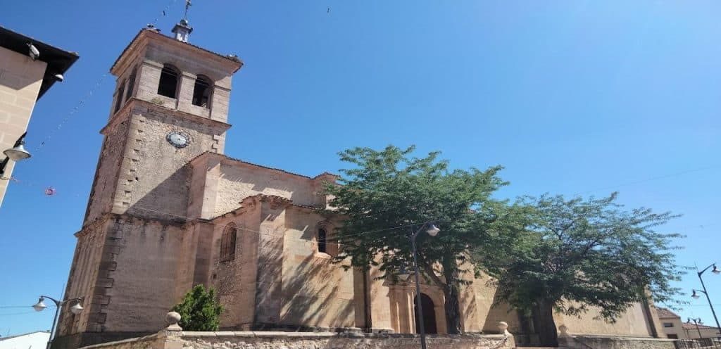 horarios de misa de Iglesia de San Andrés de Cantalejo en Cantalejo
