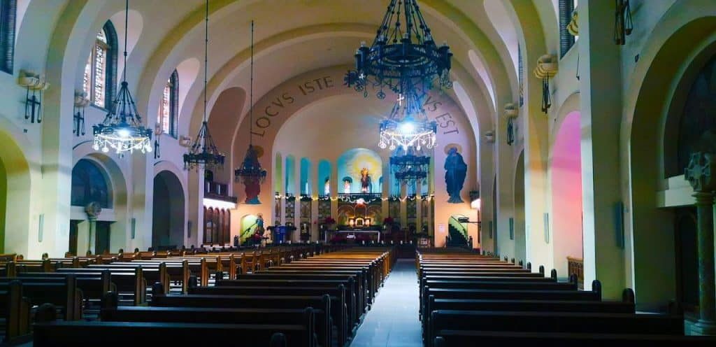 Iglesia de San Antonio de Padua 1 horarios de misa de Iglesia de San Antonio de Padua en Zaragoza