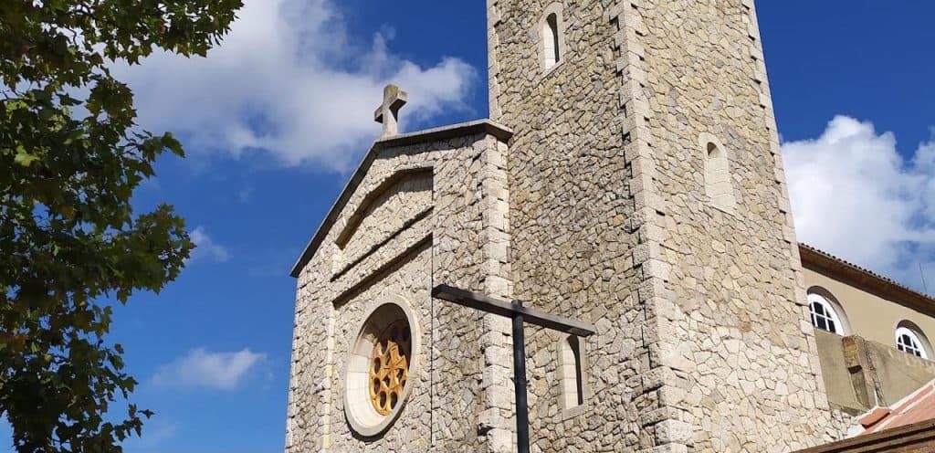Iglesia de San Cristóbal 1 horarios de misa de Iglesia de San Cristóbal en Begues