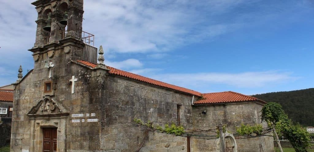 Iglesia de San Esteban de Cesullas 1 horarios de misa de Iglesia de San Esteban de Cesullas en Cesullas