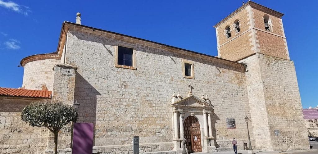 horarios de misa de Iglesia de San Miguel Arcángel en Peñafiel