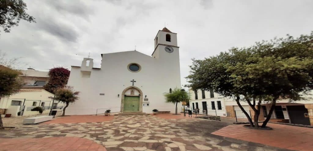 horarios de misa de Iglesia de San Pedro en Calella de Palafrugell