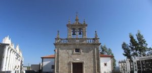 Mabegondo 2 horarios de misa de Iglesia de San Tirso de Mabegondo en Mabegondo