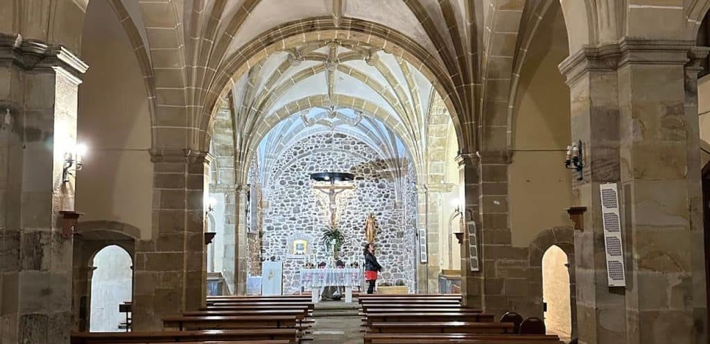 horarios de misa de Iglesia de San Vitores en Medio Cudeyo