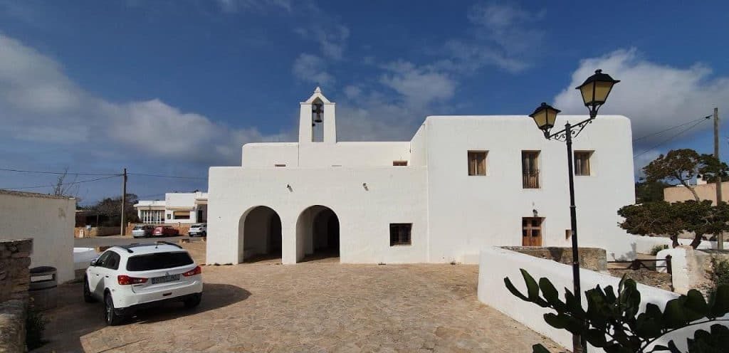 horarios de misa de Iglesia de Santa Agnes en Sant Mateu d'Albarca