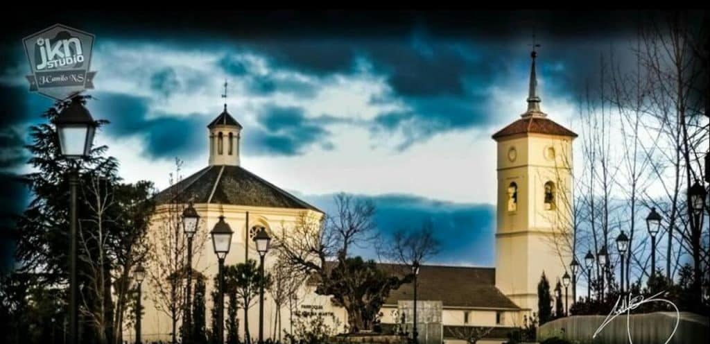 horarios de misa de Iglesia de Santa Catalina Mártir en Majadahonda