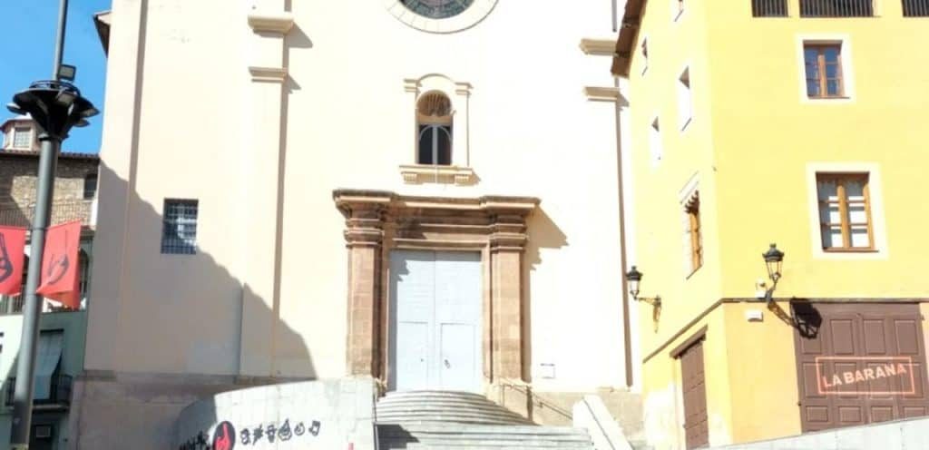 horarios de misa de Iglesia de Santa Eulalia en Berga