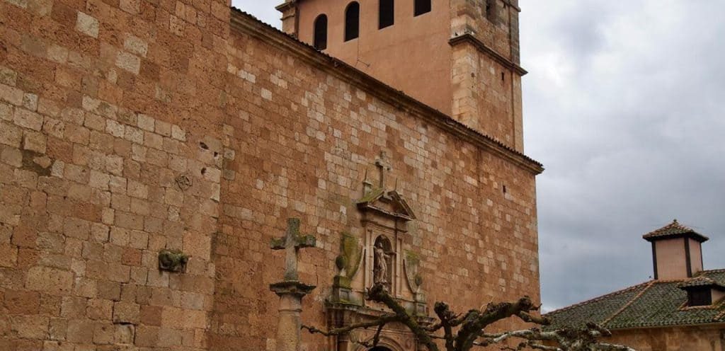 Iglesia de Santa María La Mayor 1 horarios de misa de Iglesia de Santa María La Mayor en Ayllón