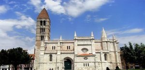 Valladolid 36 horarios de misa de Iglesia de Santa María de la Antigua en Valladolid