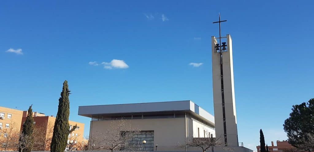 horarios de misa de Iglesia de Santa María de la Esperanza en Alcobendas