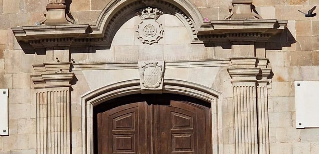 horarios de misa de Iglesia de Santa María en Badalona