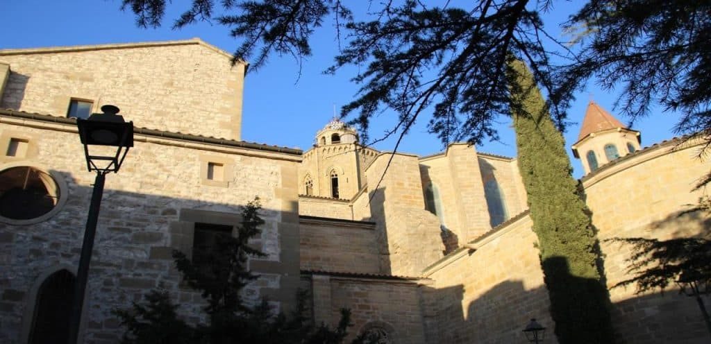 horarios de misa de Iglesia de Santa María en Cervera