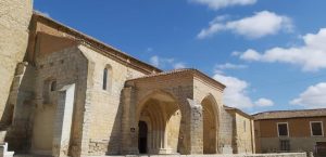 Paredes de Nava 2 horarios de misa de Iglesia de Santa María en Paredes de Nava