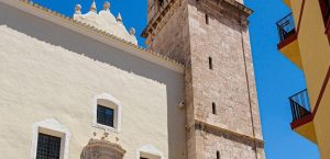 horarios de misa de Iglesia de Santa María en Villena