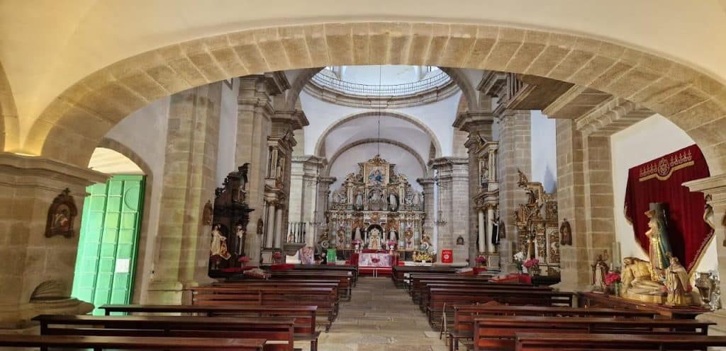 Iglesia de Santa Marta de Ortigueira 1 horarios de misa de Iglesia de Santa Marta de Ortigueira en Ortigueira