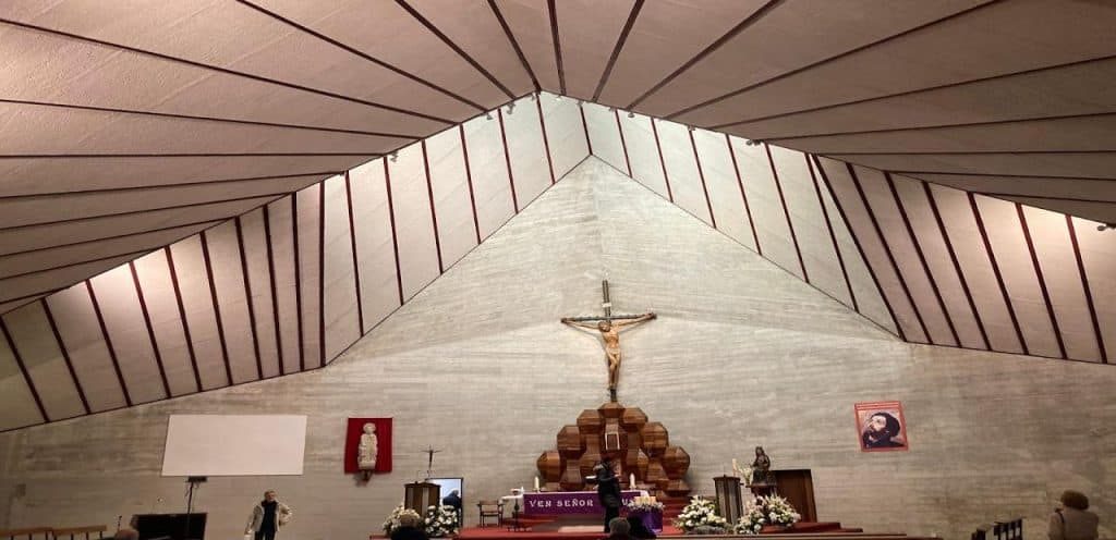 horarios de misa de Iglesia de Santiago Apóstol en Pamplona