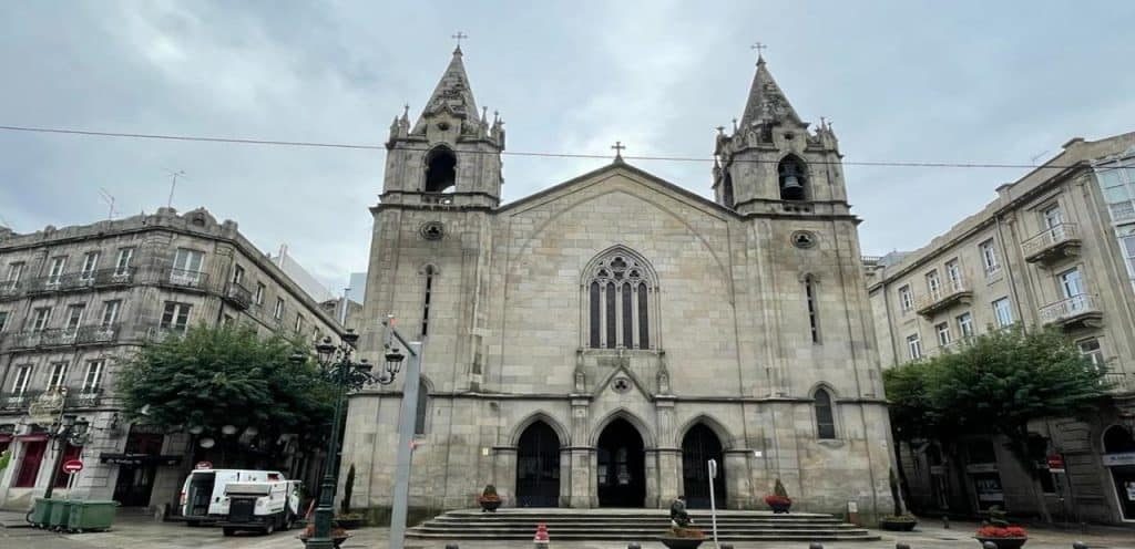 Iglesia de Santiago de Vigo 1 horarios de misa de Iglesia de Santiago de Vigo en Vigo