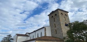horarios de misa de Iglesia de Santo Tomás en Gijón