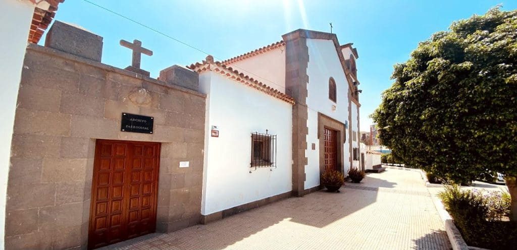 horarios de misa de Iglesia de la Inmaculada Concepción Jinámar en Valle de Jinamar