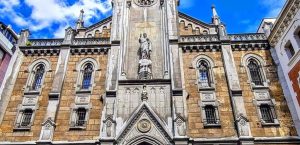 Oviedo 13 horarios de misa de Iglesia del Sagrado Corazón de Jesús en Oviedo