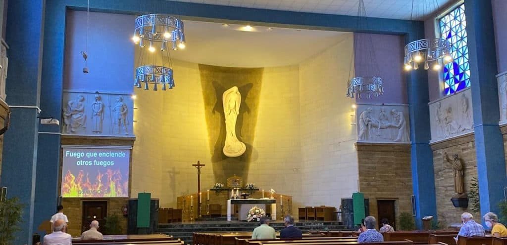 horarios de misa de Iglesia en Pamplona