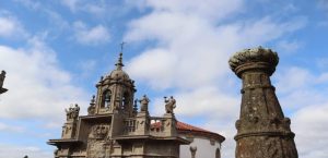 Santiago de Compostela 7 horarios de misa de Igrexa de San Fructuoso en Santiago de Compostela